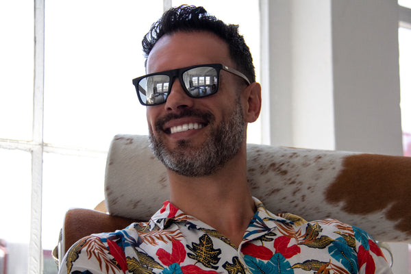 Aj Morgan Classic Unisex Sunglasses With Unique Wood Look Temples / 88569 L.A. Timber