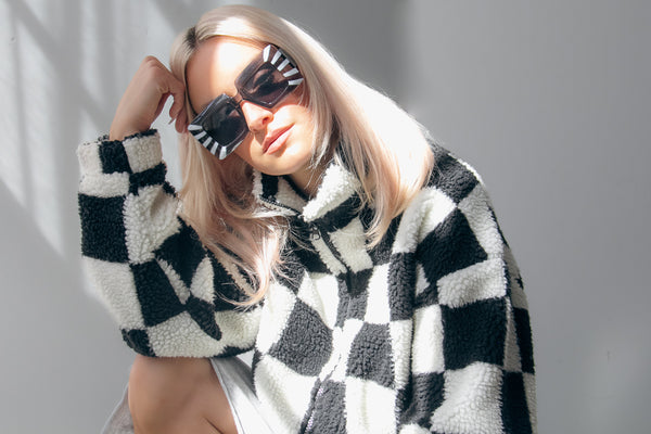 Aj Morgan Oversized Sunglasses With A Unique Print For Women And Men / Zulu - 88584