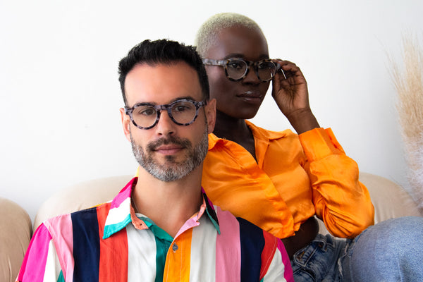 Aj Morgan Retro Round Readers In Tortoiseshell Hues For Women And Men / 81068 Notable E