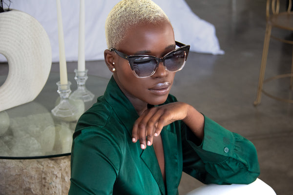 Aj Morgan Vintage Two-toned Cat-Eye Sunglasses For Women / 39157 Estelle