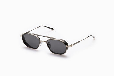 akoni eyewear Eris Two Sun Brushed Silver
