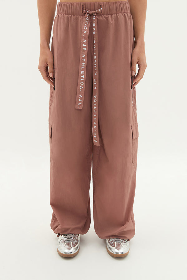 aje Belted Ripstop Pant 502 Rouge