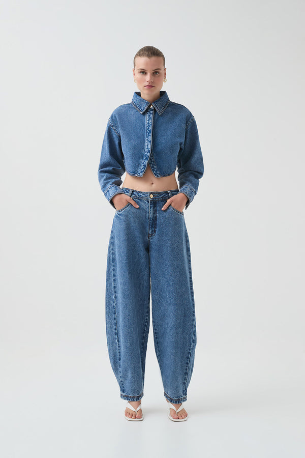 Aje Blues Denim Barrel Jeans 80s Blue Wash