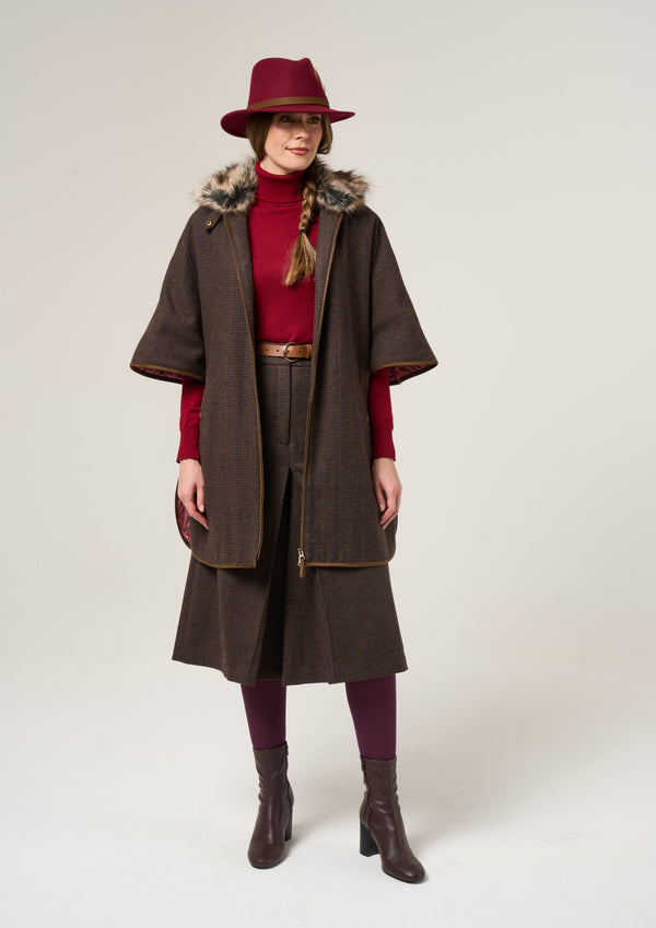 Alan Paine Surrey Ladies Tweed Cape In Bramble