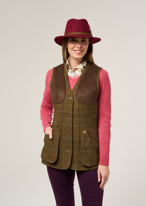 Alan Paine Combrook Ladies Tweed Shooting Waistcoat In Hazel - Regular Fit