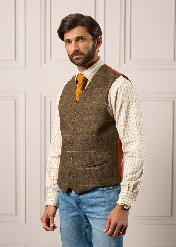 Alan Paine Combrook Men's Tweed Lined-Back Waistcoat In Teak - Regular Fit