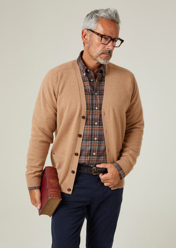 Alan Paine Cornwall Lambswool Cardigan In Camel - Classic Fit