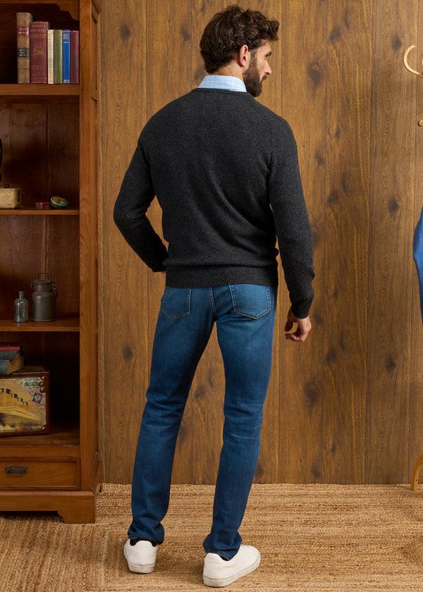 Alan Paine Dorset Men's Lambswool Jumper In Charcoal - Classic Fit