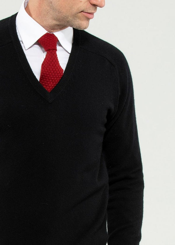 Alan Paine Hampshire Lambswool Jumper In Black - Classic Fit