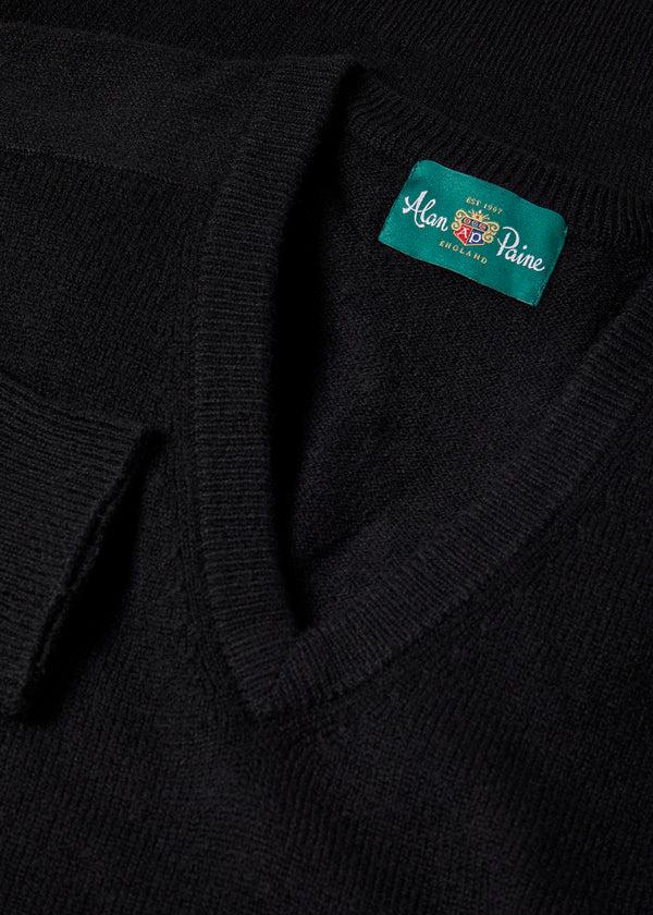 Alan Paine Kilsyth Men's Lambswool Jumper In Black - Regular Fit