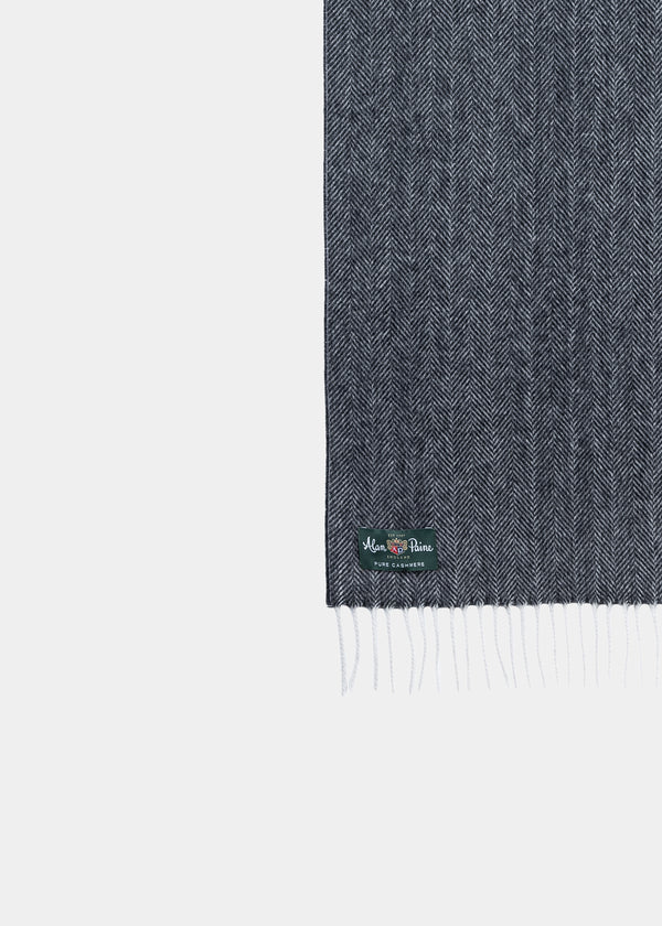 Alan Paine Kinross Cashmere Herringbone Scarf In Charcoal
