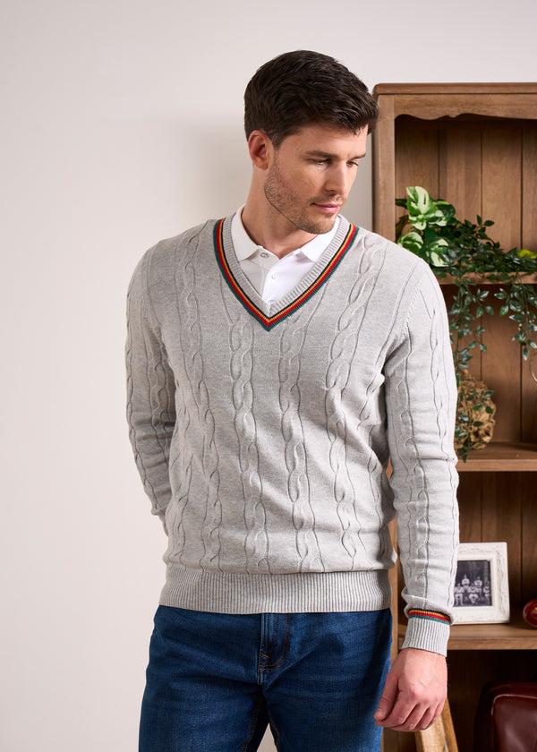 Alan Paine Sandford Cotton Cashmere Cable Knit Vee Neck Jumper In Dove