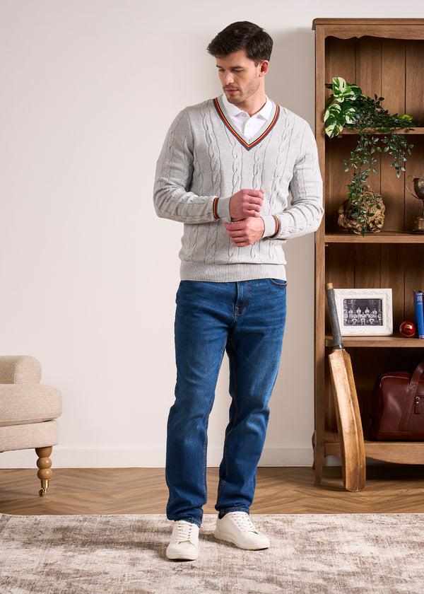 Alan Paine Sandford Cotton Cashmere Cable Knit Vee Neck Jumper In Dove