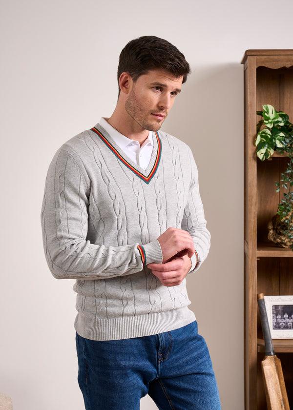 Alan Paine Sandford Cotton Cashmere Cable Knit Vee Neck Jumper In Dove
