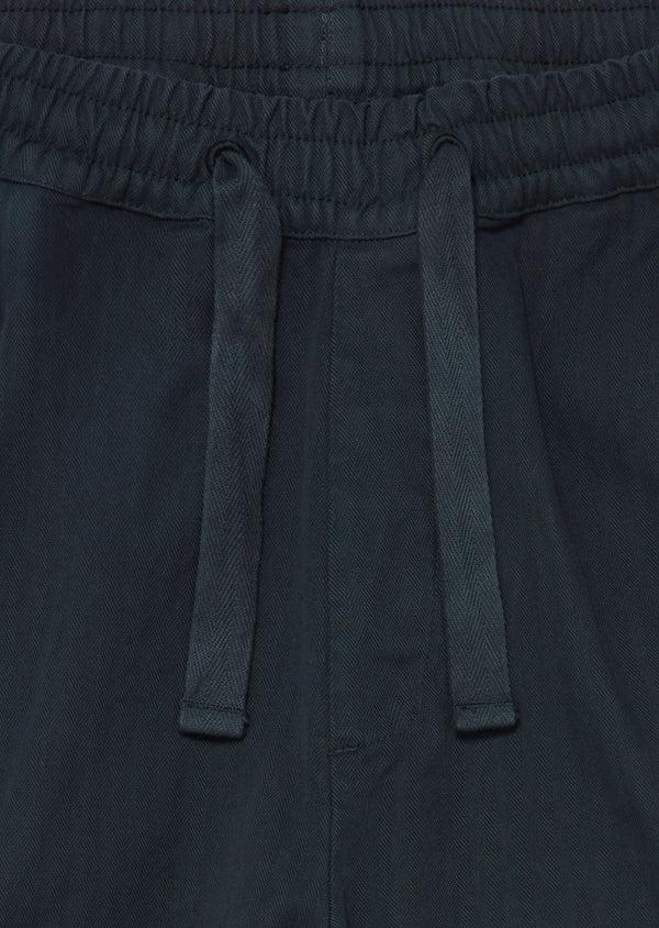 Albam Herringbone Shorts In Kelp Green