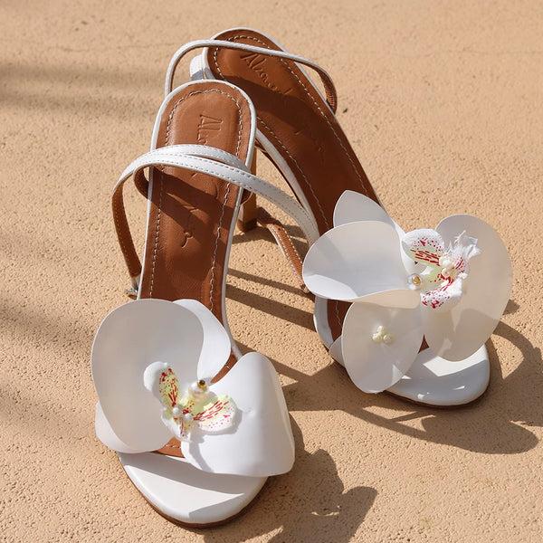 Alameda Turquesa FIONA WHITE FLOWER HEELS