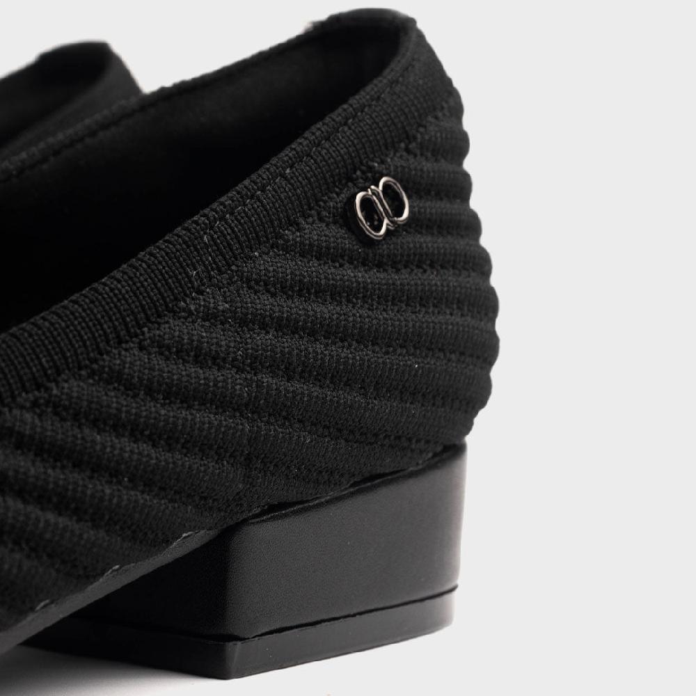 Alberto CushOn Woman's Genevieve Low-Heeled Pumps