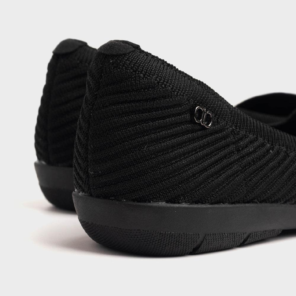 Alberto CushOn Women's Eliza Flat Shoes