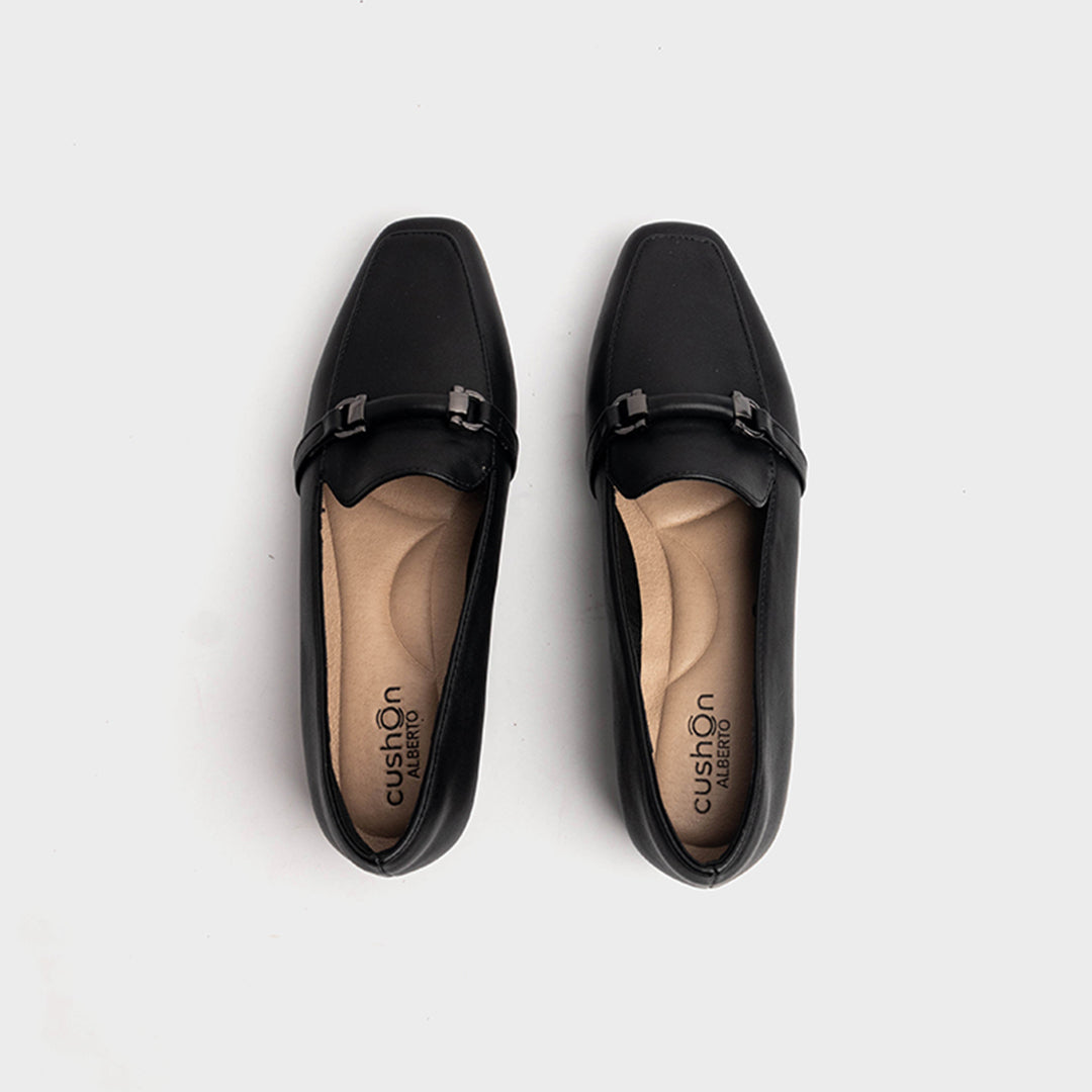 Alberto CushOn Women's Haven Buckle Pumps