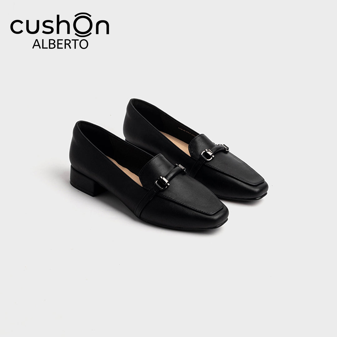 alberto cushOn Women's Haven Buckle Pumps