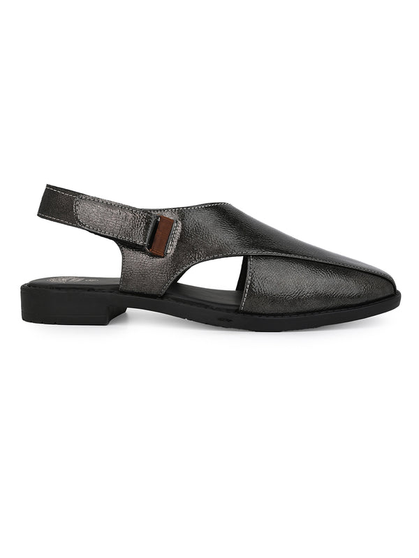 Alberto Torresi Alberto Torresi Grey Patent Crinkle Peshawari Sandal With Padded Insole