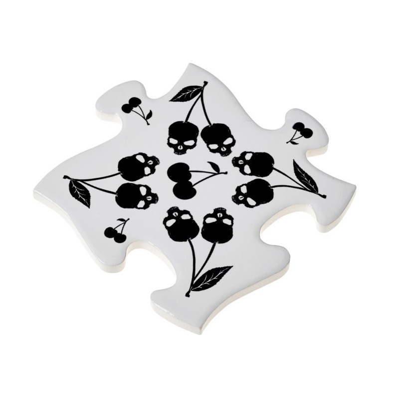 Alchemy England Black Skull Cherries (CJ4)