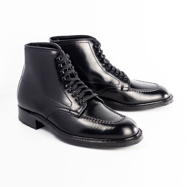 Alden A1902HC Handsewn Mocc Toe Boot (Black Shell Cordovan)