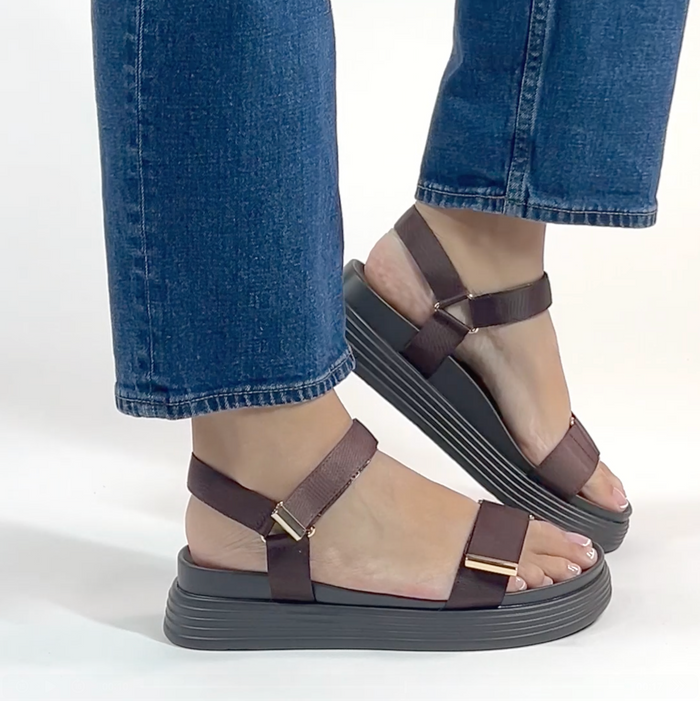 Alegria Allyson White Sandal