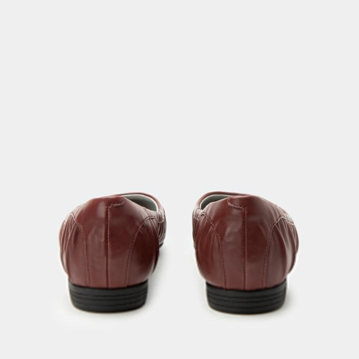 Alegria Beka Pinot Noir Shoe