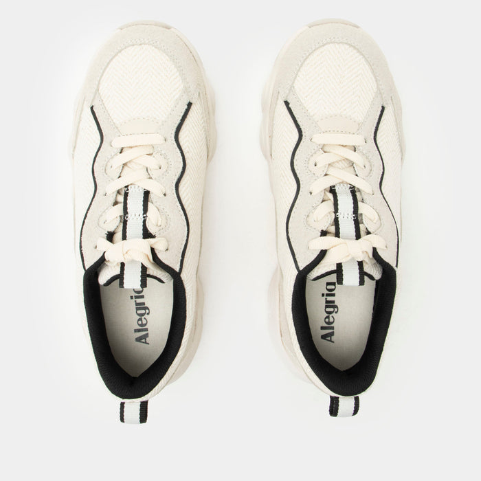 Alegria Boom Joy Unbleached Lined Shoe