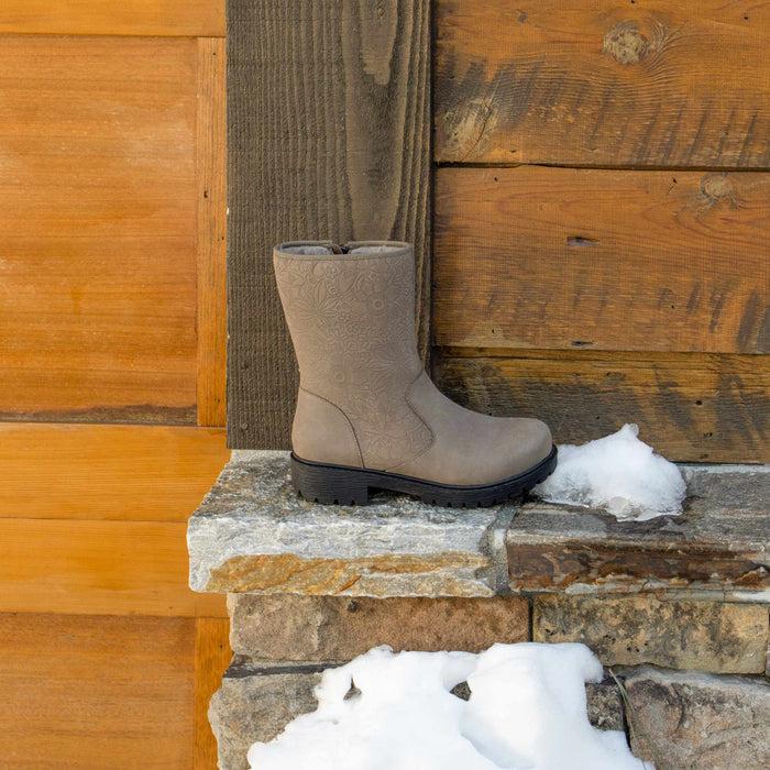 Alegria Chalet La Dee Dottie Taupe Boot