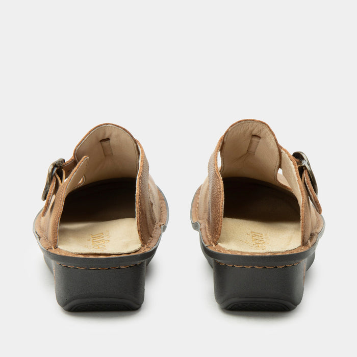 Alegria Classic Maple Shoe