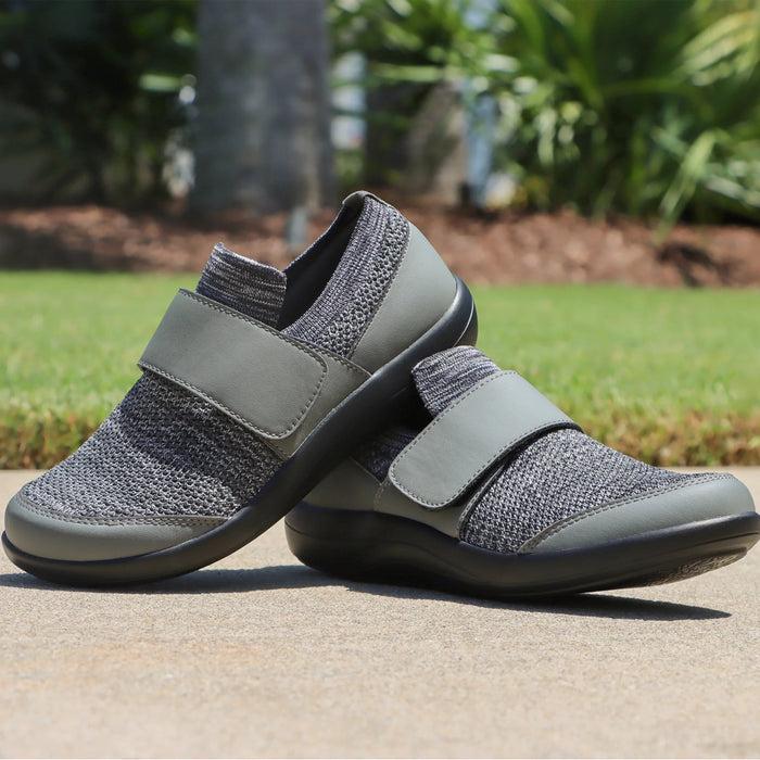 Alegria Dasher Charcoal Shoe