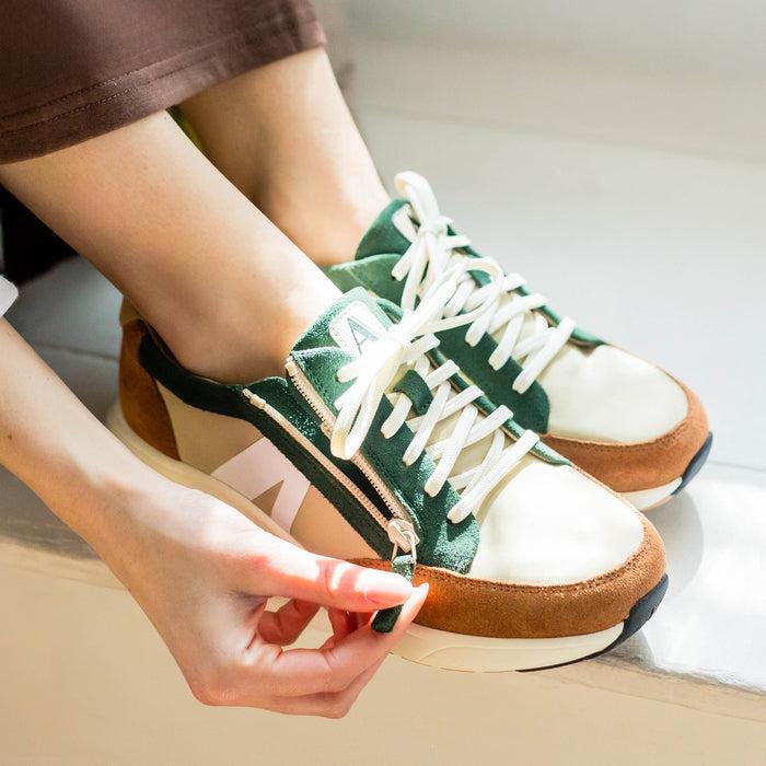 alegria Eazeer Nomad Shoe