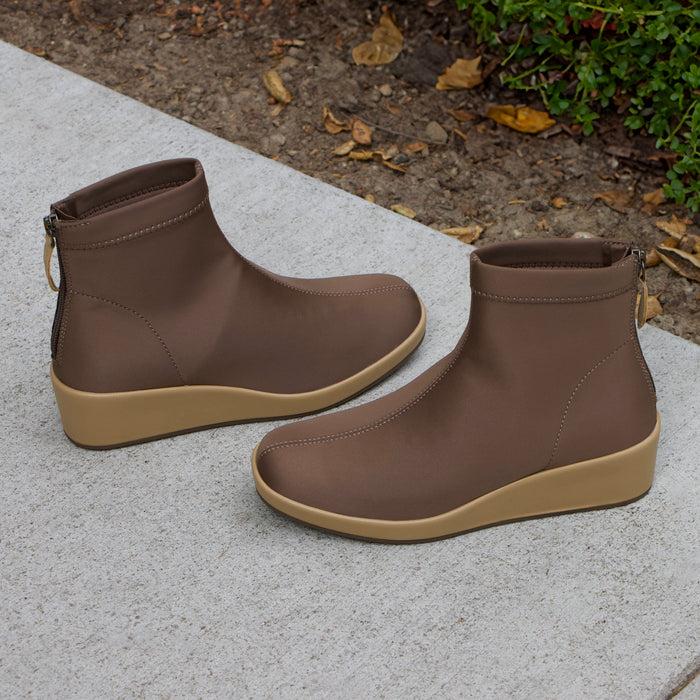 Alegria Harmoni Camel Boot