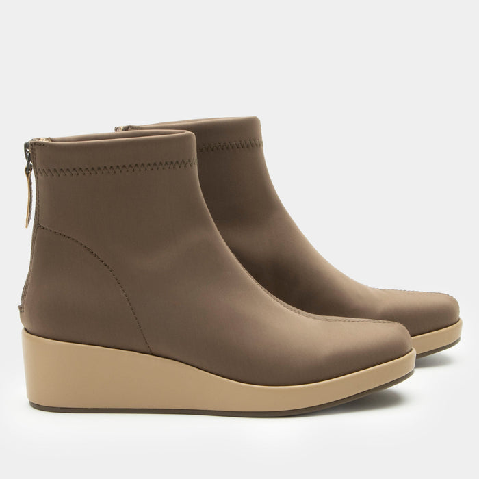 Alegria Harmoni Camel Boot