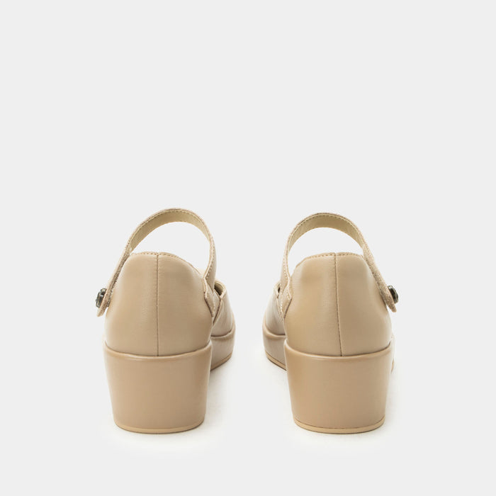 Alegria Hayes Beige Shoe