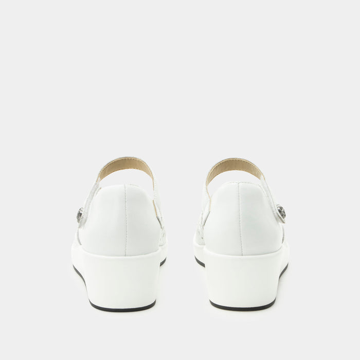 Alegria Hayes White Breeze Shoe