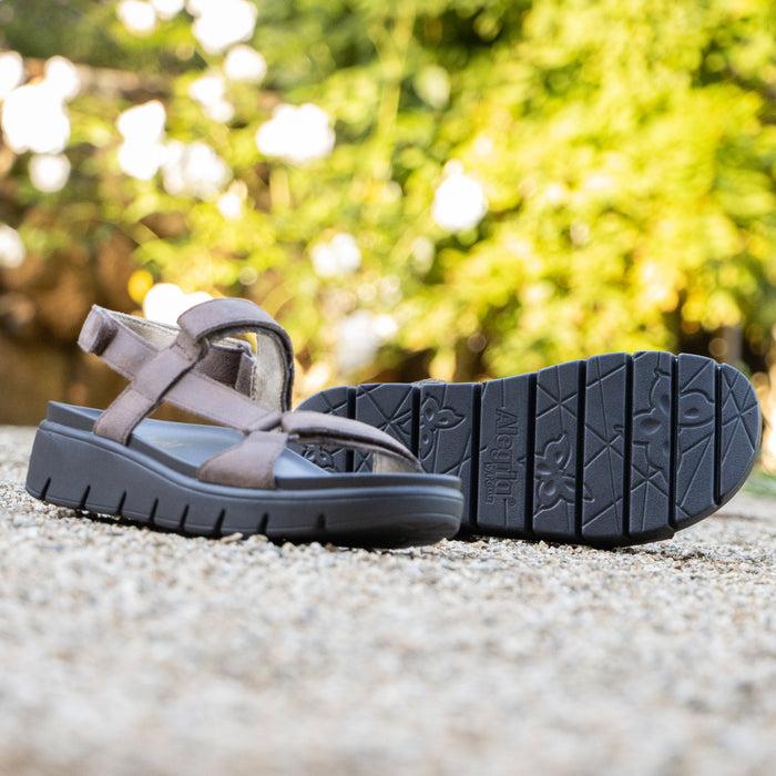 alegria Henna They Call Me Mellow Taupe Sandal