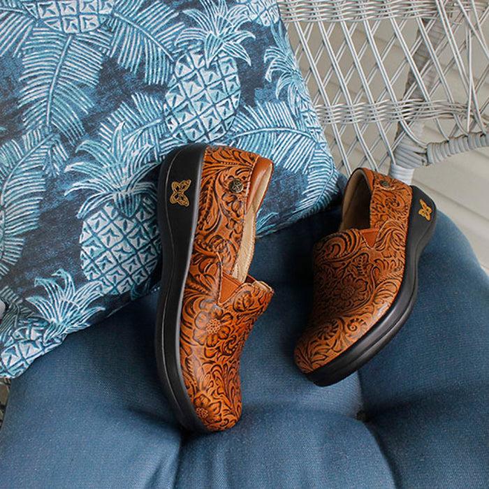 alegria Keli Embossible Tawny Shoe