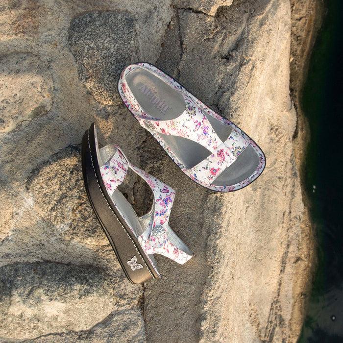 Alegria Kerri Looker Sandal