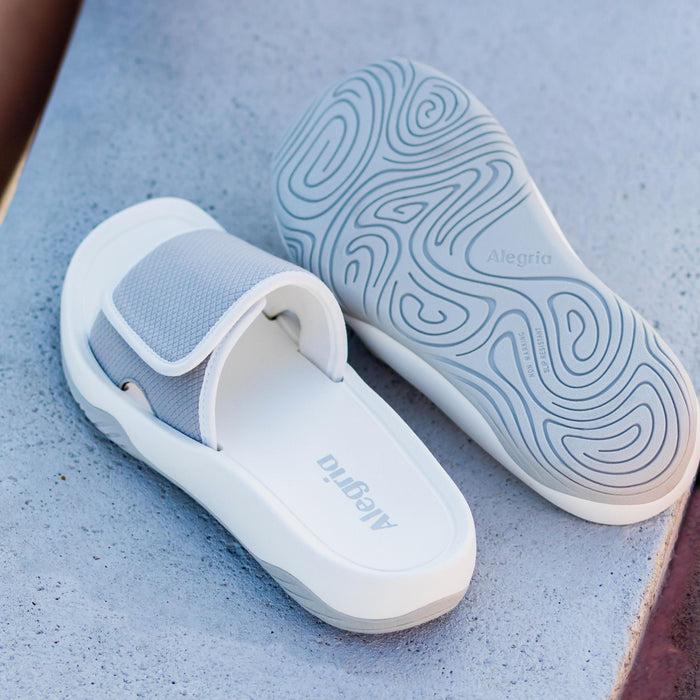 Alegria Ova8tion Dove Sandal