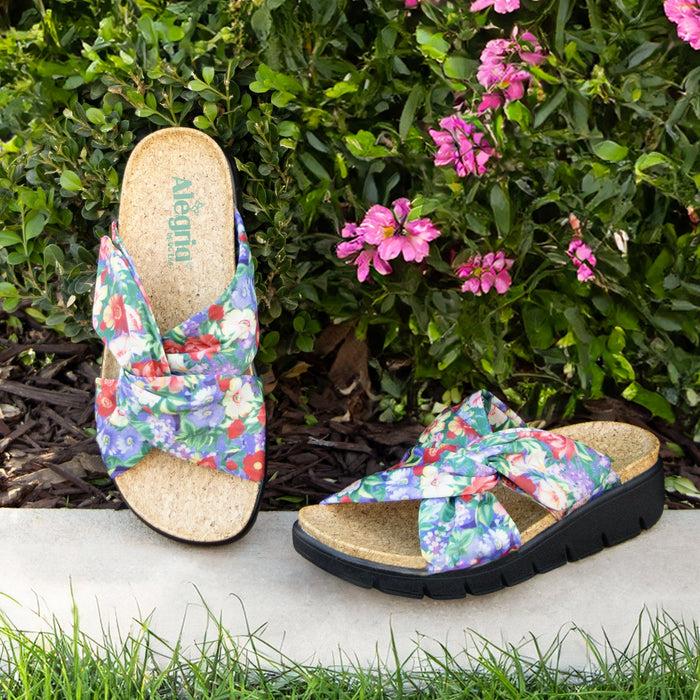 alegria Rylie Green Goddess Sandal