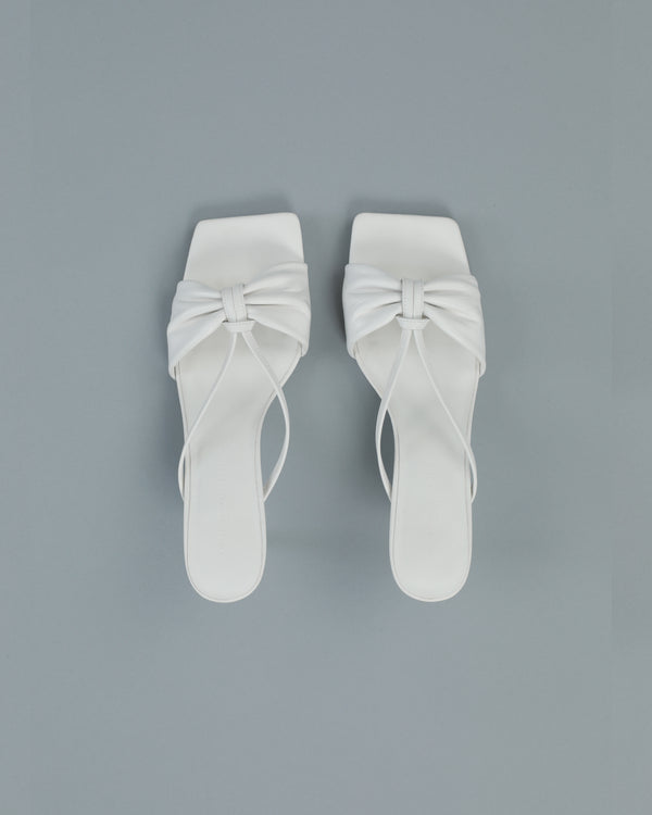 Alessandro Dell´acqua Bow Strap Kitten Heeled Mules White