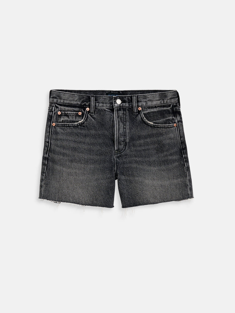 alex mill Stella Short in Black Denim Silverlake Wash