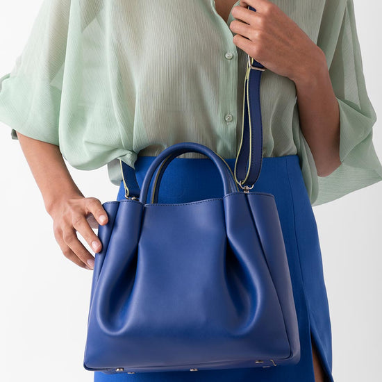 Alexandre Birman Amalfi Midi Leather Tote Bag - Blue