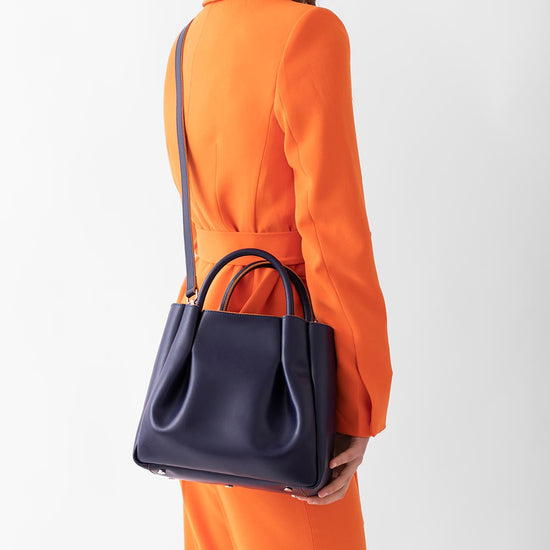 Alexandre Birman Amalfi Midi Leather Tote Bag - Navy