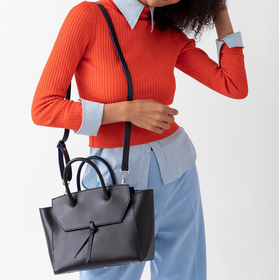 Alexandre Birman Loren Midi Leather Tote Bag - Black