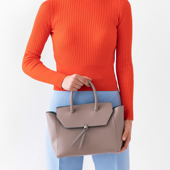 Alexandre Birman Loren Midi Leather Tote Bag - Fango