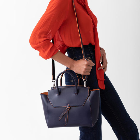 Alexandre Birman Loren Midi Leather Tote Bag - Navy